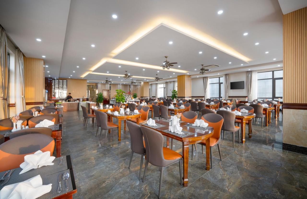 7 Seven Sea Hotel Da Nang Buitenkant foto