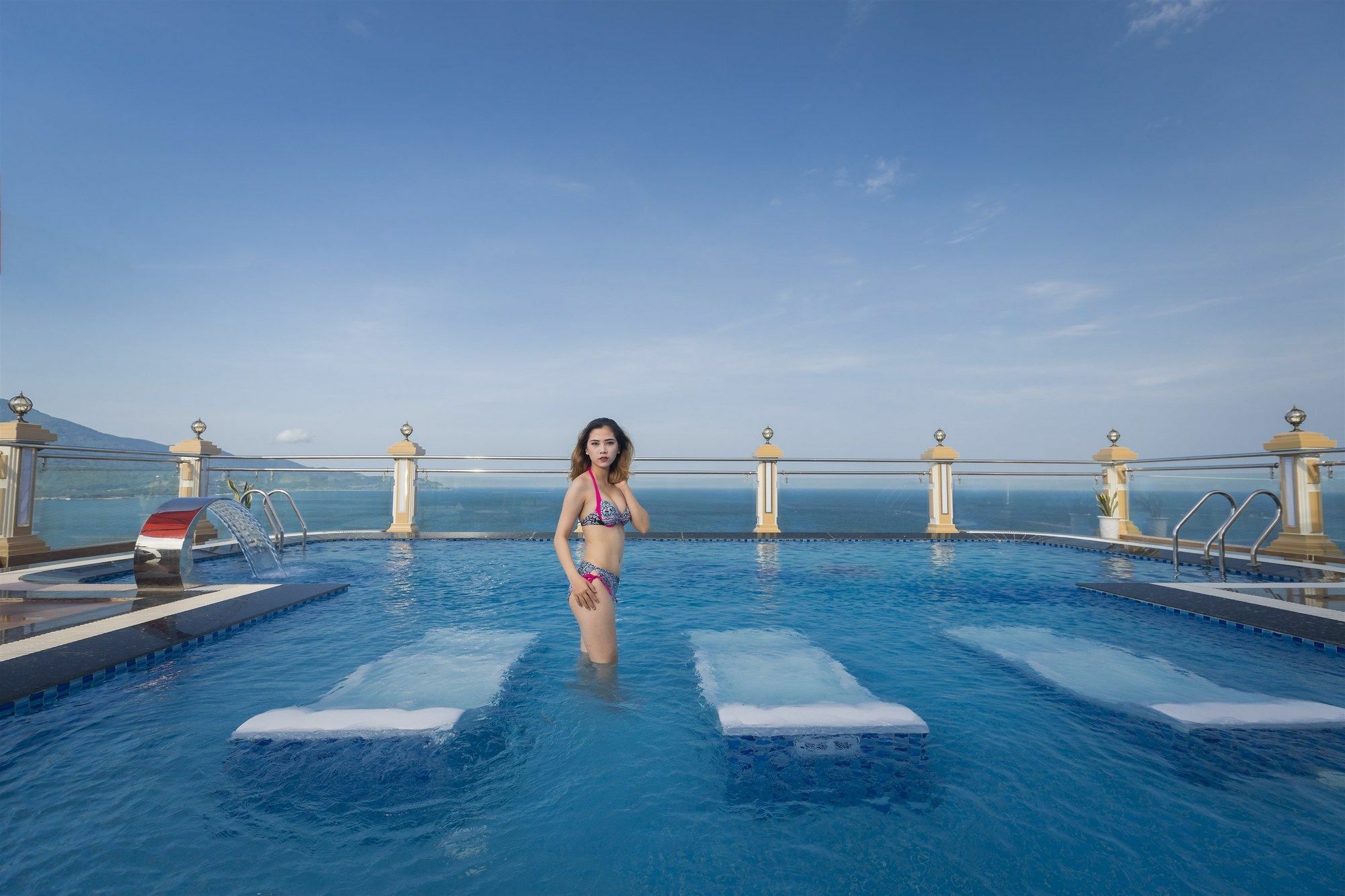 7 Seven Sea Hotel Da Nang Buitenkant foto