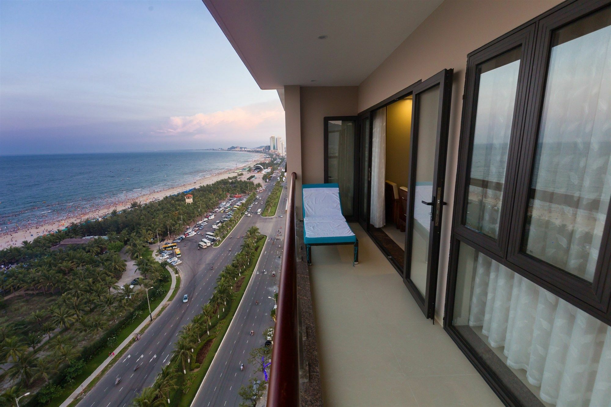 7 Seven Sea Hotel Da Nang Buitenkant foto