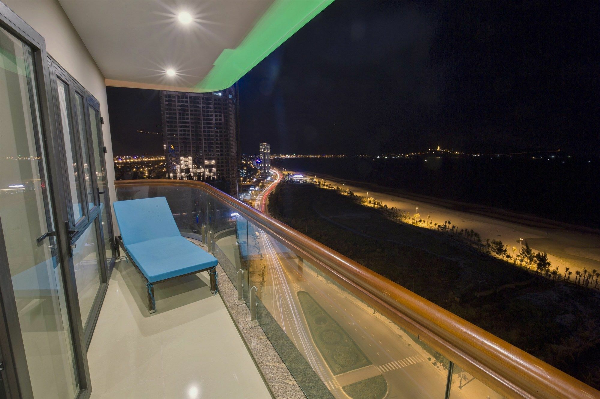7 Seven Sea Hotel Da Nang Buitenkant foto
